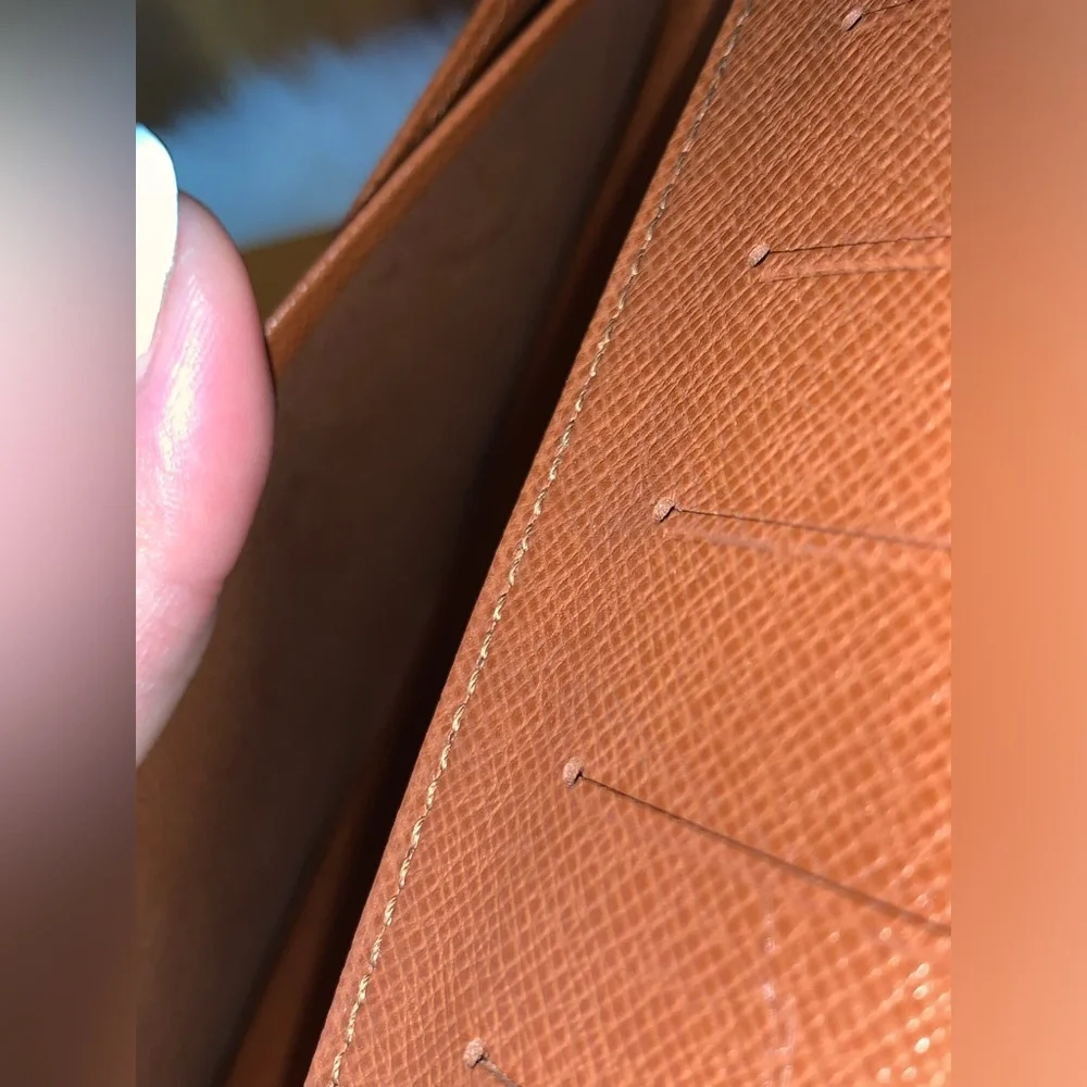 Sold❌❇️❇️Classic LV Monogram Long Wallet #2❇️❇️ - Picture 13 of 15